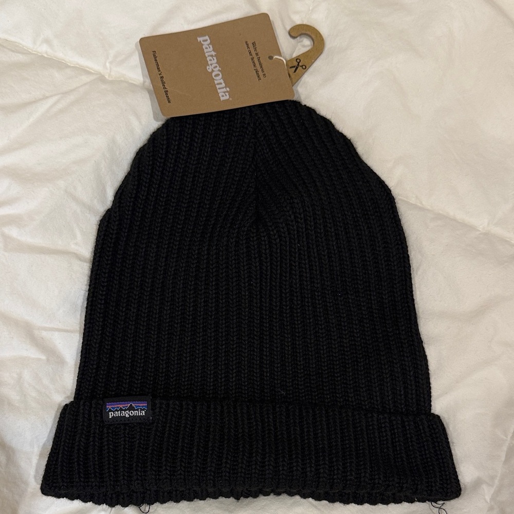 Patagonia Classic fisherman’s rolled beanie